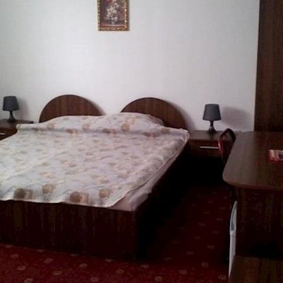 Apollonia 3*